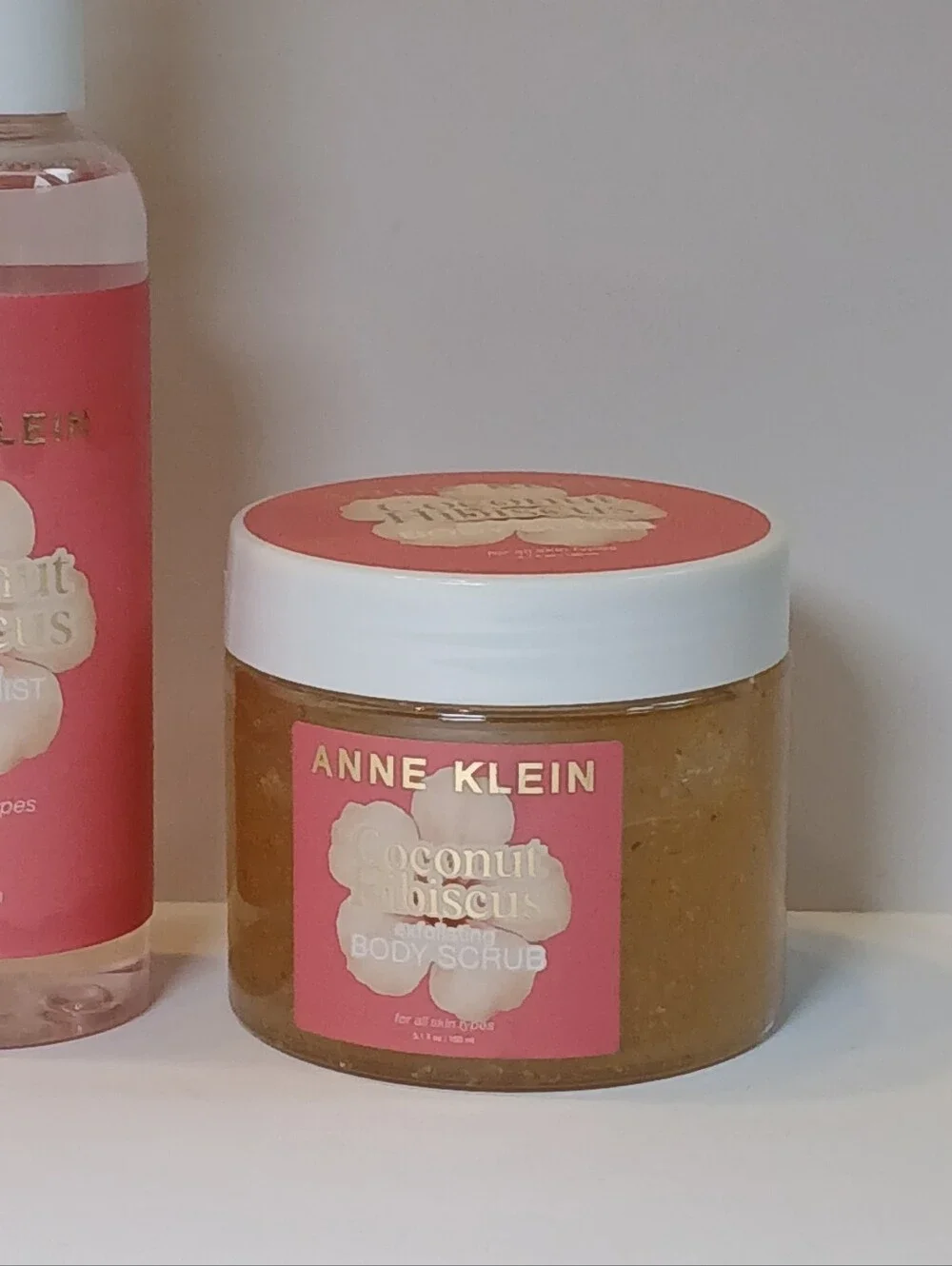 NEW Anne Klein Coconut Hibiscus Shower Steamers, Pillow Mist, Exfol Body Scrub